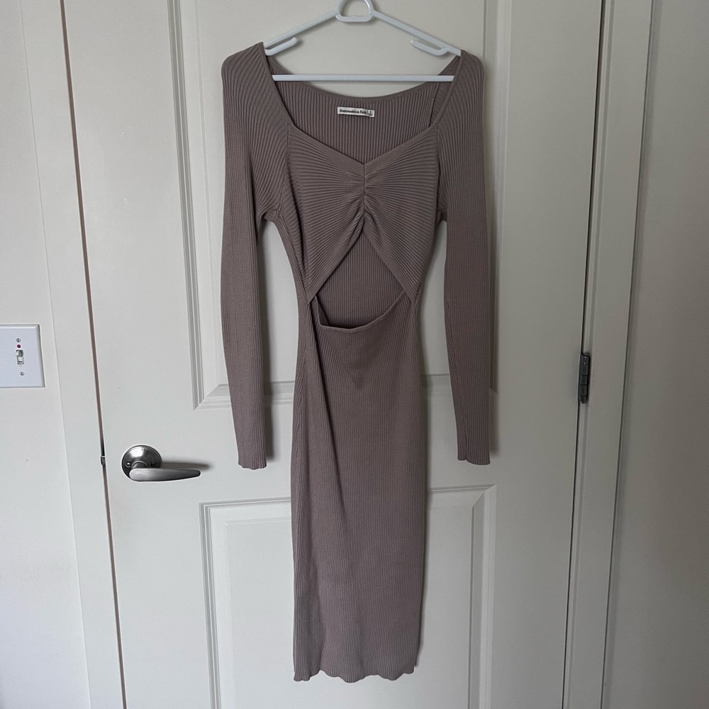 Abercrombie Cinched Front Cutout Midi Sweater Dress